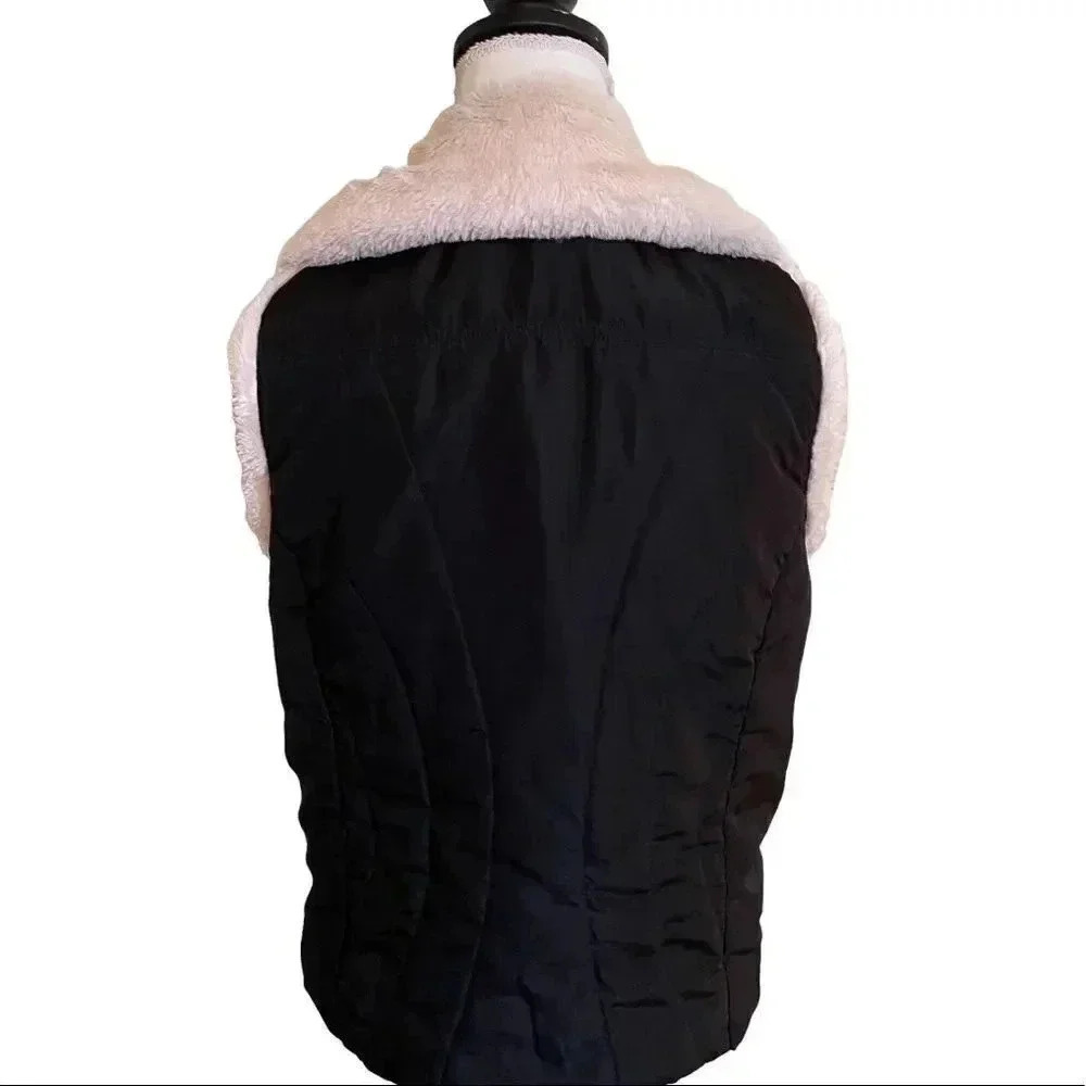 Cute black vest by Contact, size M with ivory fleece trim and front pockets - Picture 7 of 8